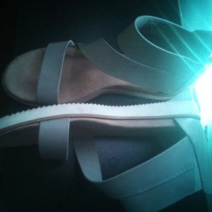 Size 11 women's grey sandals